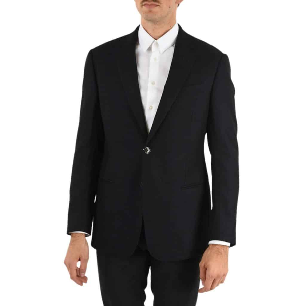 ARMANI　COLLEZIONI 黒スーツ　４２ ARMANI COLLEZIONI 黒スーツ 42