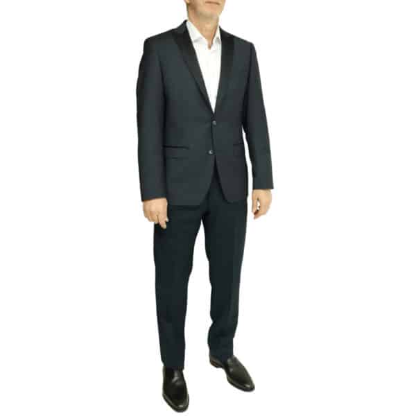 Roy Robson stretch front full body side