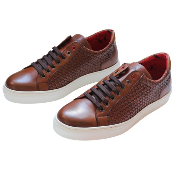 Jeffrey West brown trainers alt