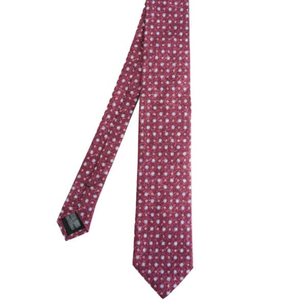 Amanda Christensen red tie with blue pattern2